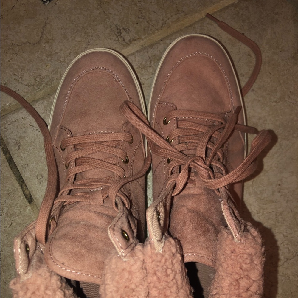 Pink comfortable shoes